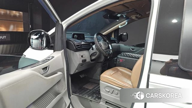 Hyundai Staria id 4585866 из Кореи 20