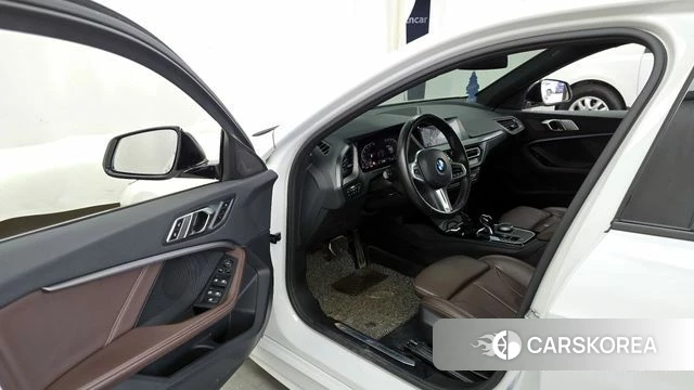 BMW 1 Series (F40) id 3827763 из Кореи 20