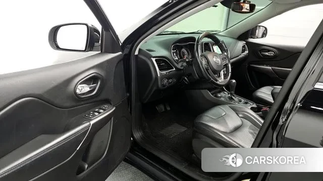 Jeep Cherokee (KL) id 3396490 из Кореи 20