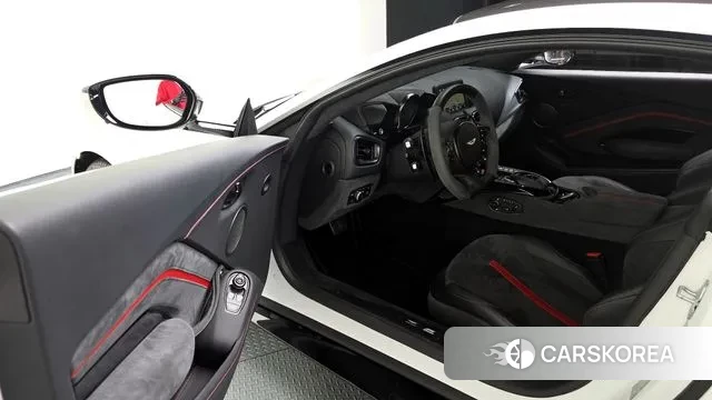 Aston Martin Vantage 2nd Generation id 3273731 из Кореи 20