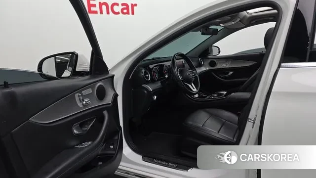 Mercedes-Benz E-Class W213 id 3039348 из Кореи 20