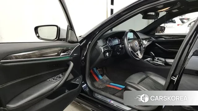 BMW 5 Series (G30) id 3455238 из Кореи 20