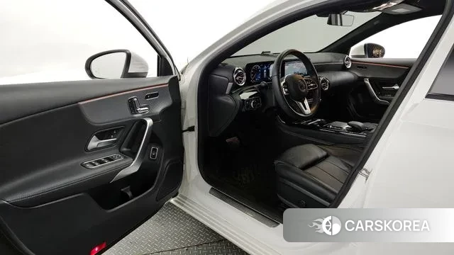 Mercedes-Benz A-Class W177 id 2985599 из Кореи 20