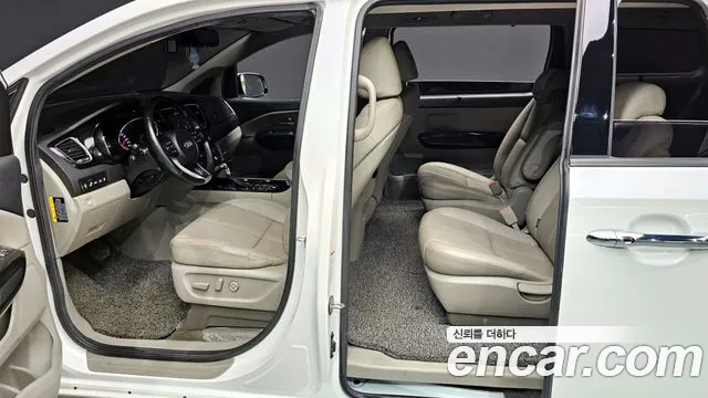 Kia The New Carnival id 2477736 из Кореи 20