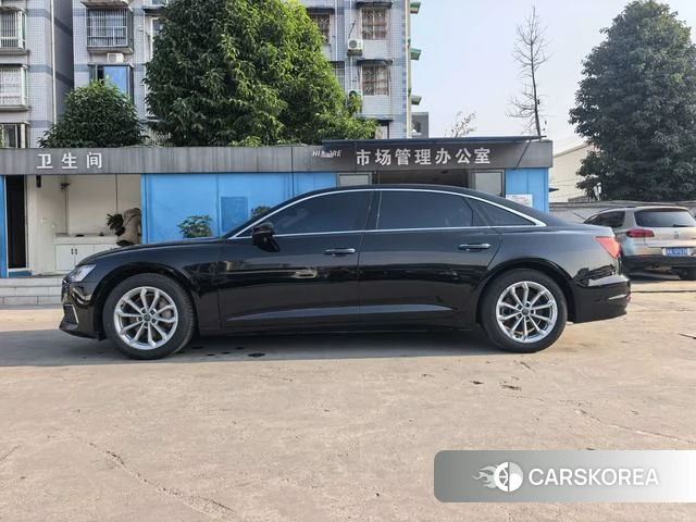 Audi A6L id 4290790 из Китая 15