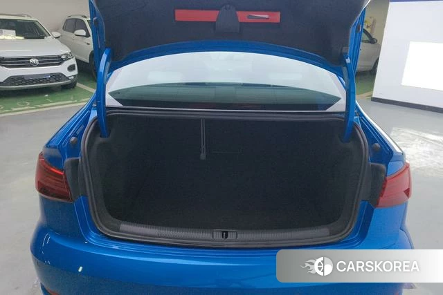 Audi A3 id 4212224 из Китая 17