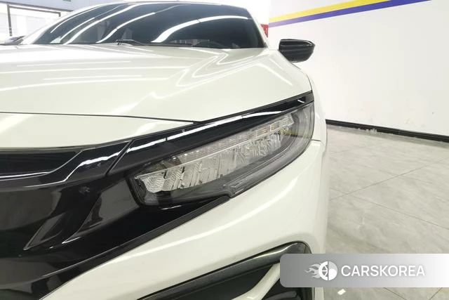 Honda Civic id 4182717 из Китая 17