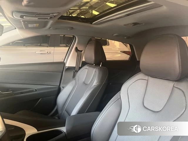 Hyundai Elantra id 4290750 из Китая 19