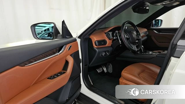 Maserati Levante id 3826829 из Кореи 20