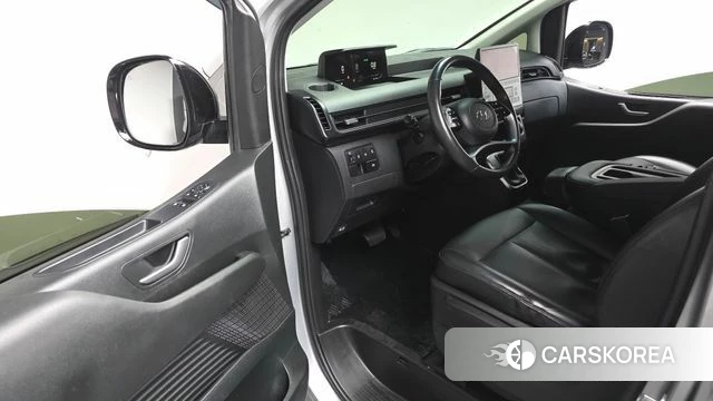 Hyundai Staria id 3826525 из Кореи 20