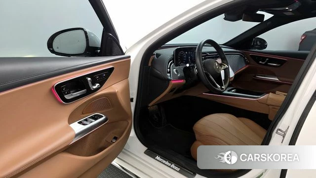 Mercedes-Benz E-Class W214 id 4302205 из Кореи 30