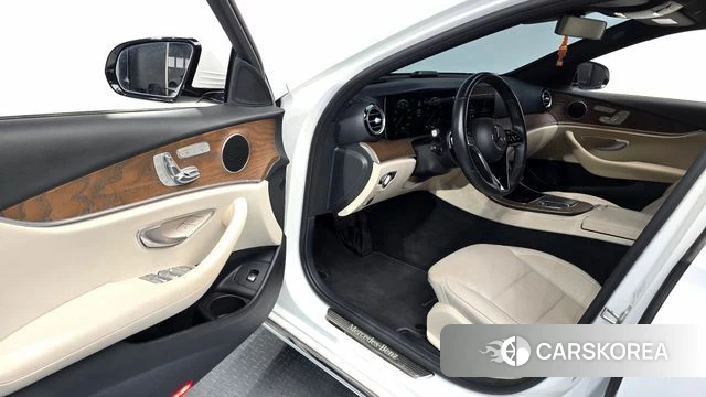 Mercedes-Benz E-Class W213 id 4469172 из Кореи 33