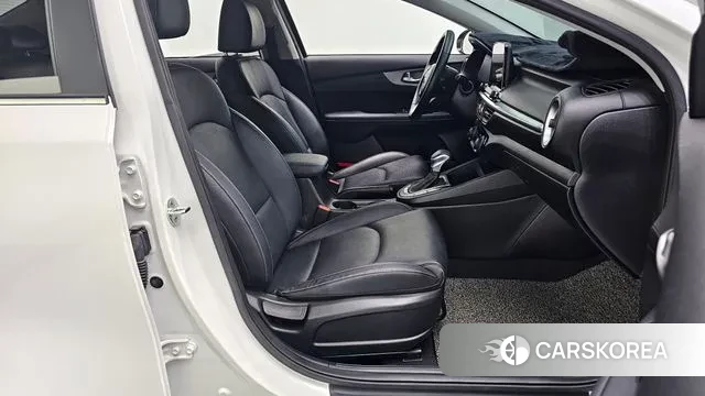 Kia Come New K3 id 3302393 из Кореи 20