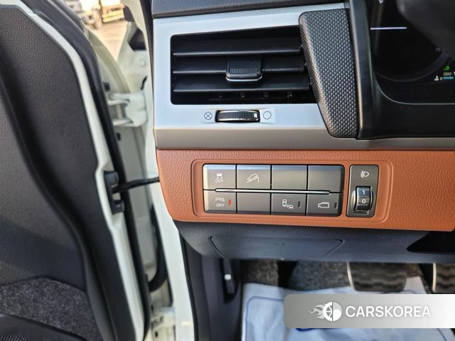 Ssangyong Rexton Sports id 3801363 из Кореи 15