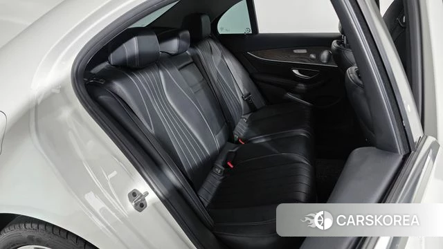 Mercedes-Benz E-Class W213 id 4900380 из Кореи 34