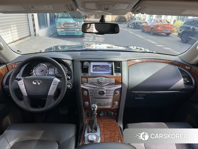 Infiniti QX80 id 4239433 из Китая 28
