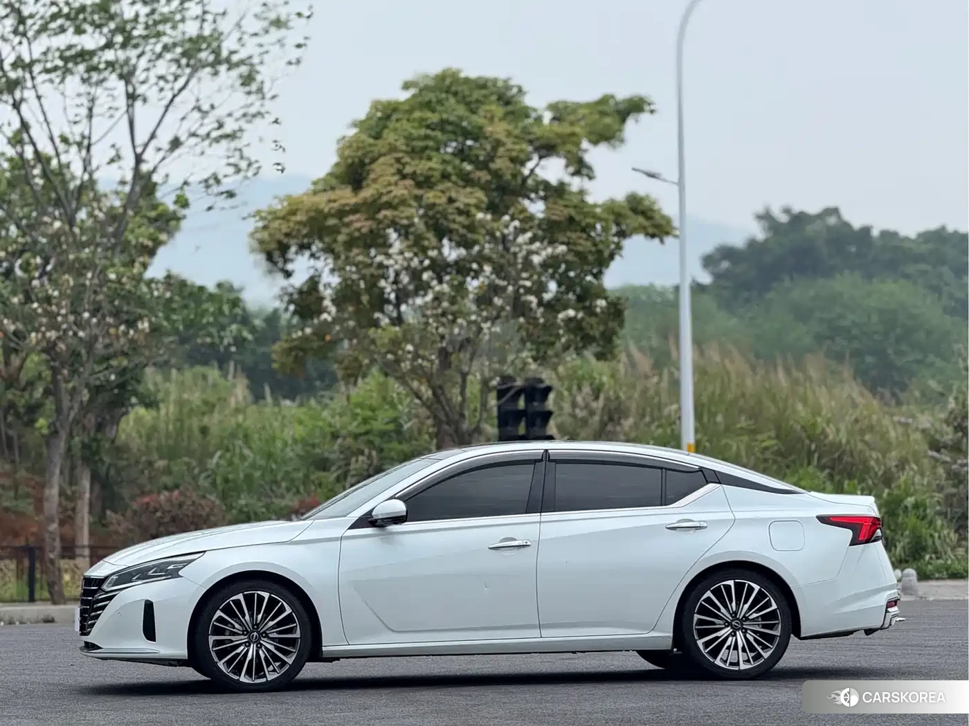 Nissan Altima id 4546340 из Китая 20