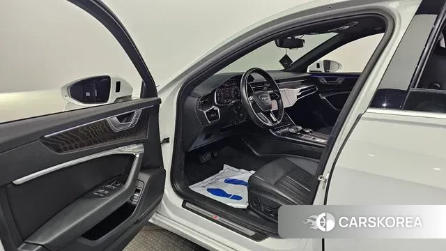 Audi A6 (C8) id 3044754 из Кореи 20