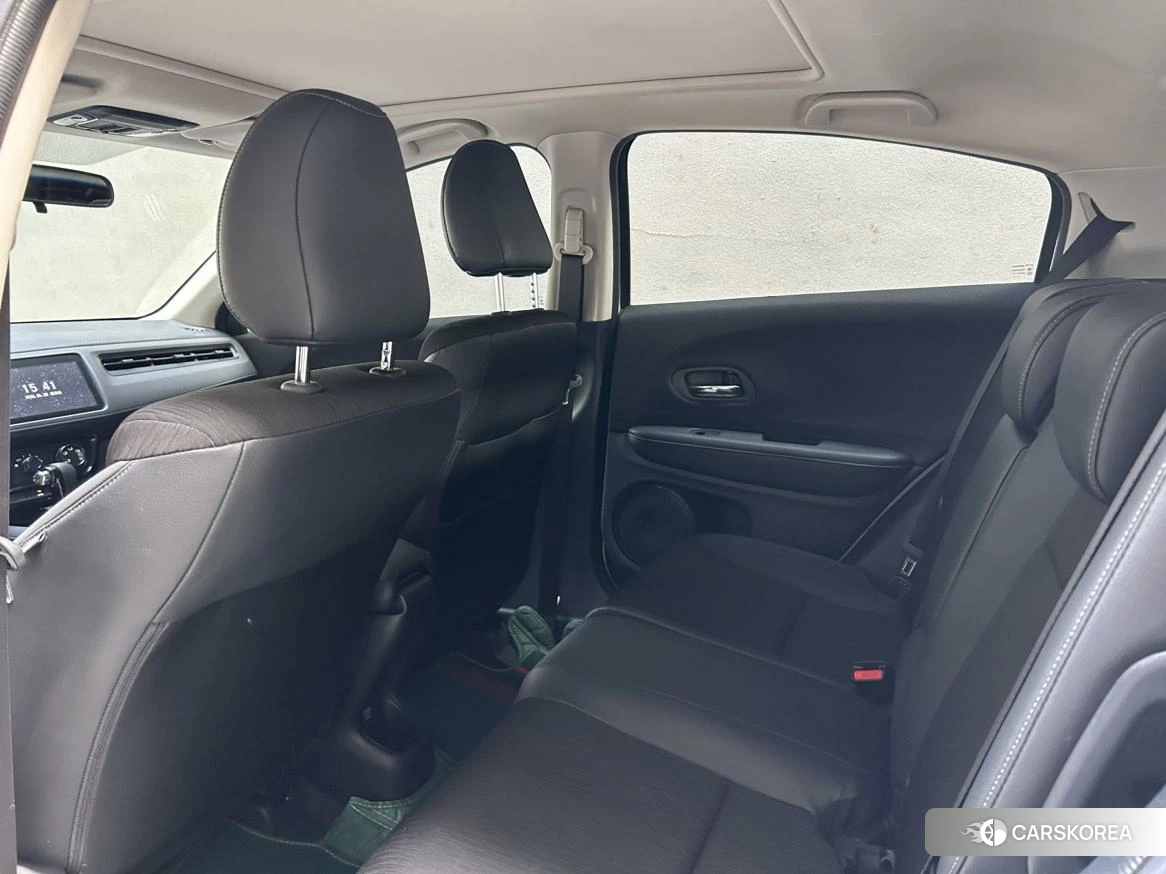 Honda Vezel id 4514803 из Китая 13