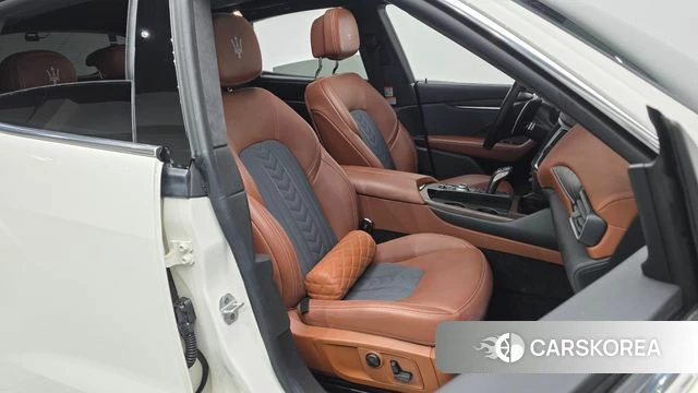 Maserati Levante id 3872632 из Кореи 20