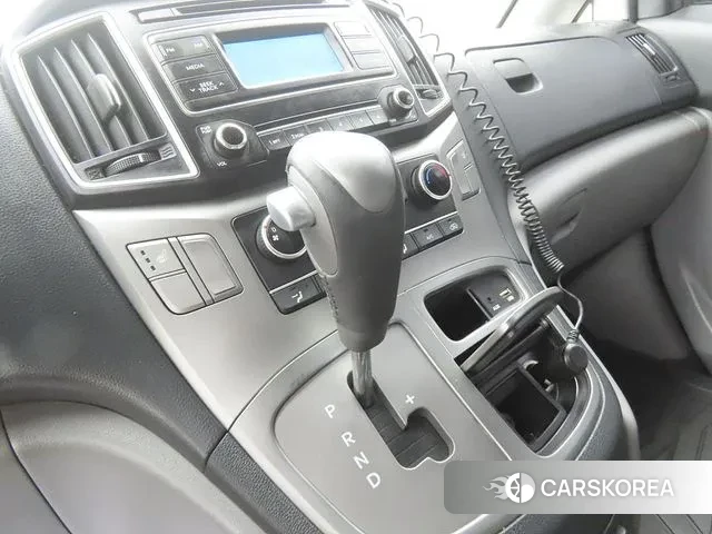 Hyundai The New Grand Starex id 3626058 из Кореи 19