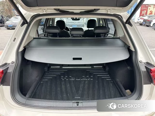 Volkswagen Tiguan L id 4210903 из Китая 13