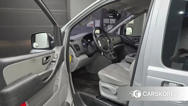 Hyundai The New Grand Starex id 3076599 из Кореи 20