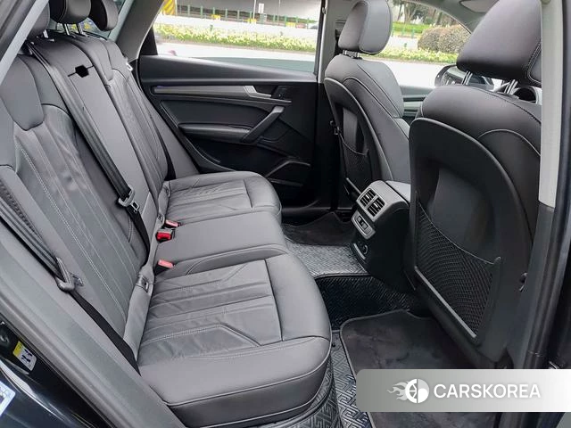 Audi Q5L id 4261525 из Китая 10