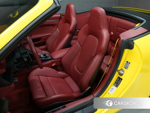 Porsche 911(992) id 4613039 из Кореи 20