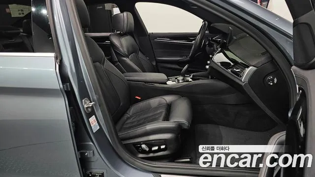 BMW 5 Series (G30) id 2849961 из Кореи 20