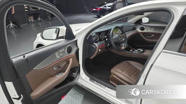 Mercedes-Benz E-Class W213 id 4318318 из Кореи 30