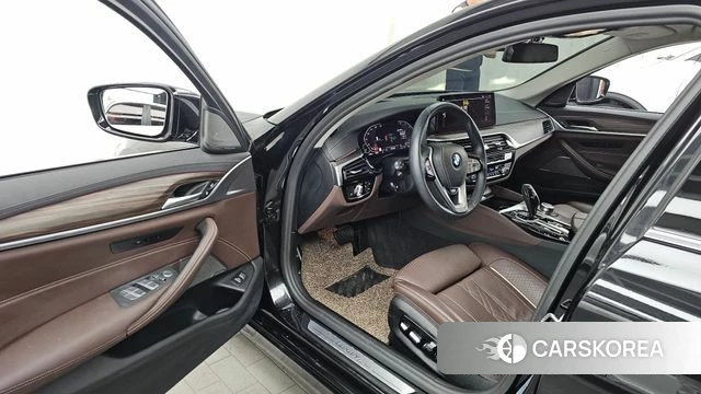 BMW 5 Series (G30) id 4444265 из Кореи 30