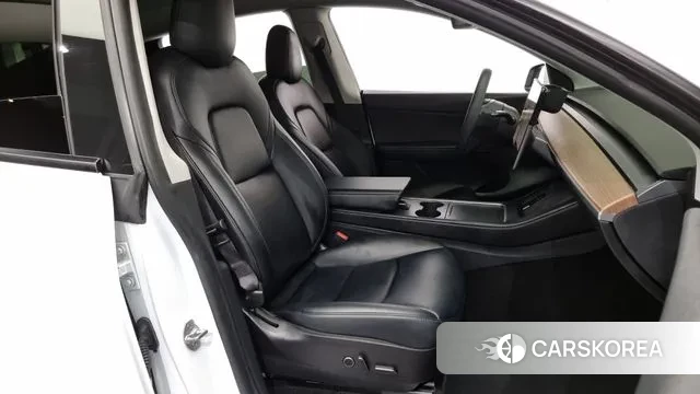 Tesla Model Y id 3225226 из Кореи 20