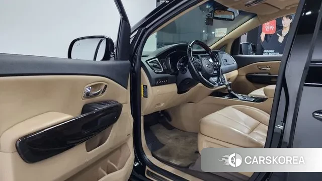 Kia The New Carnival id 3687104 из Кореи 20