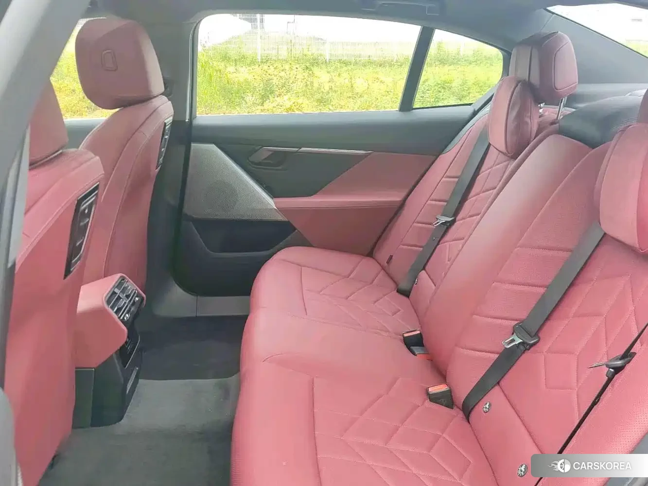 BMW i5 id 4649262 из Китая 14