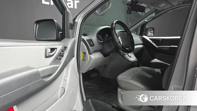 Hyundai The New Grand Starex id 4470555 из Кореи 20