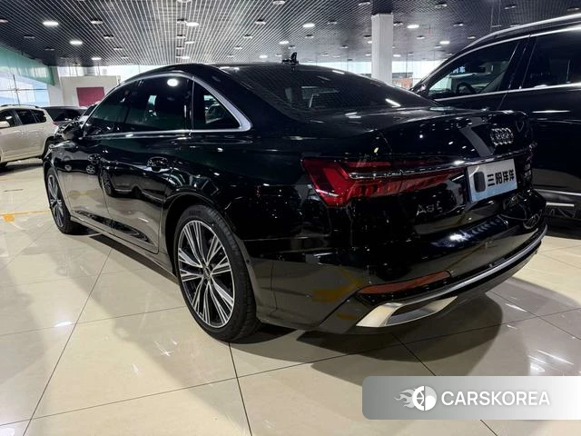 Audi A6L id 4342124 из Китая 14