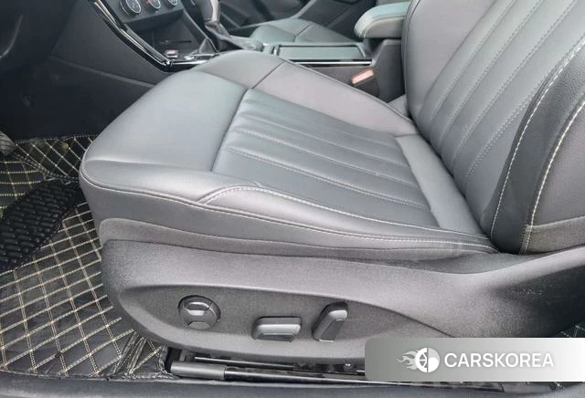 Volkswagen Passat id 4274272 из Китая 24