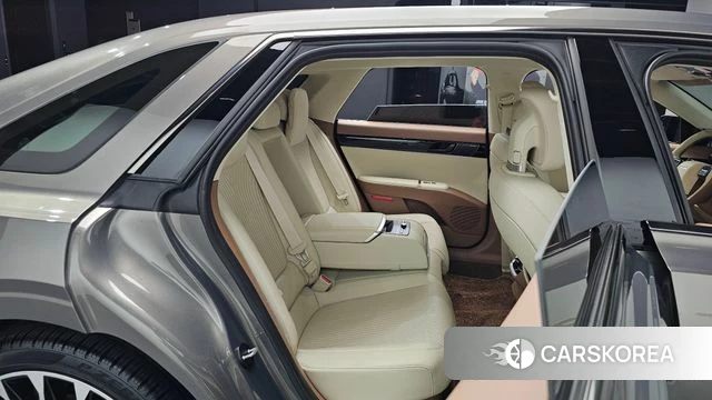 Hyundai Grandeur Hybrid (GN7) id 4480397 из Кореи 37