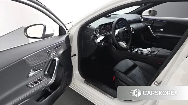 Mercedes-Benz A-Class W177 id 3658821 из Кореи 20