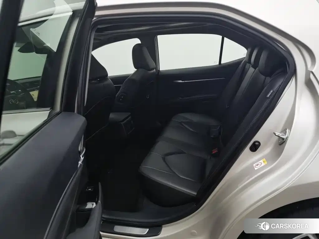 Toyota Camry id 4679955 из Китая 24