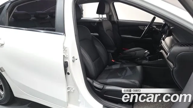 Kia Come New K3 id 2907897 из Кореи 20