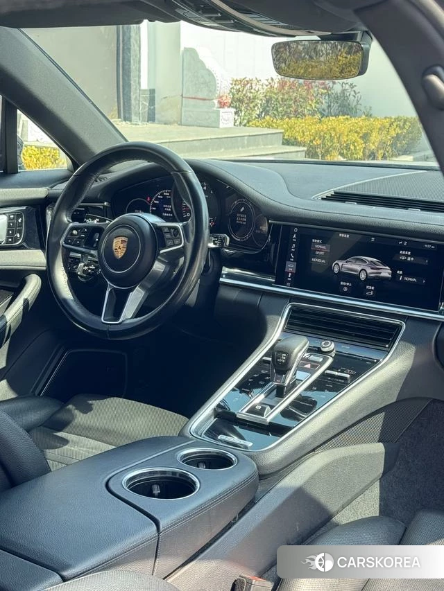 Porsche Panamera id 3857845 из Китая 10