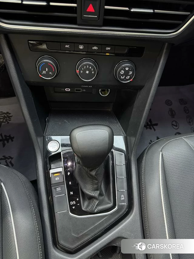 Volkswagen Tiguan L id 4239939 из Китая 30