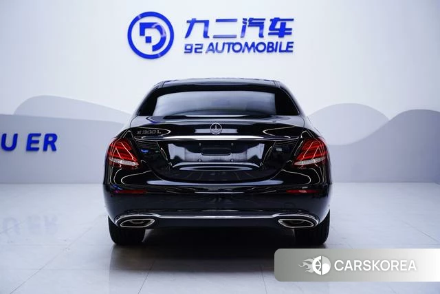 Mercedes-Benz E-class id 3856113 из Китая 21