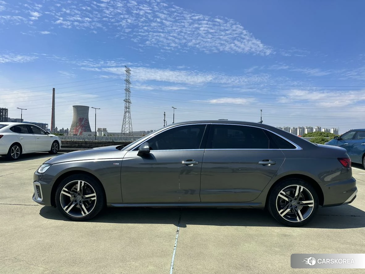Audi A4L id 4454231 из Китая 18