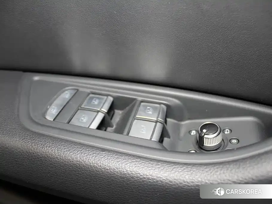 Audi A4L id 4674534 из Китая 15