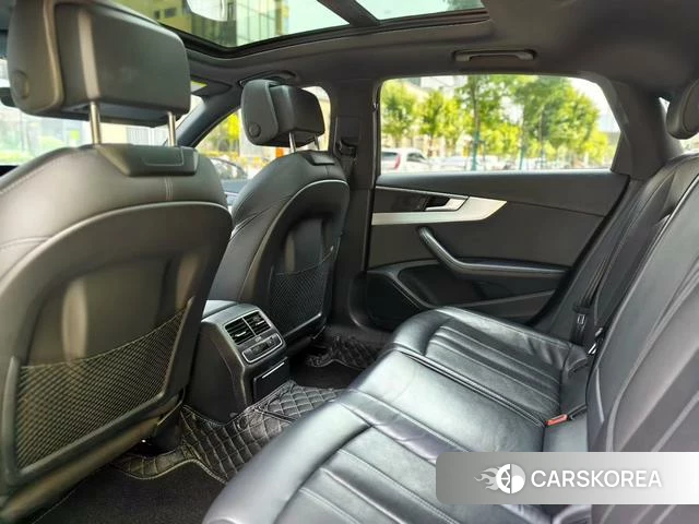 Audi A4L id 4300935 из Китая 10