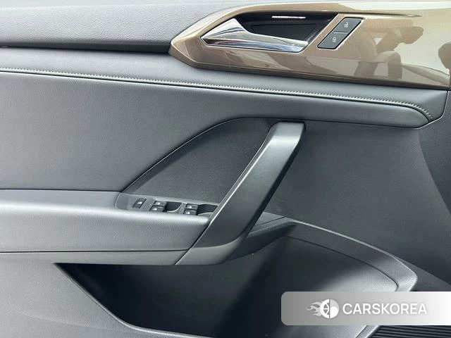 Volkswagen Tuyue id 4264616 из Китая 20