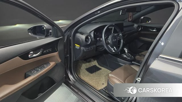 Kia Come New K3 id 3899652 из Кореи 20